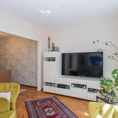 Feel The Spirit Of In A Homey Atmosphere Istanbul